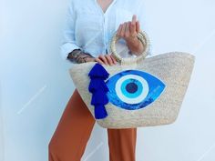 Artisan Bag For Summer Gift, Bohemian Straw Bag For Beach Season Shopping, Bohemian Crochet Bag For Beach Shopping, Bohemian Straw Shopping Bag, Bohemian Straw Bag For Shopping, Bohemian Straw Bag, Bohemian Natural Beach Bag For Shopping, Natural Bohemian Beach Bag For Shopping, Bohemian Tote Beach Bag For Shopping