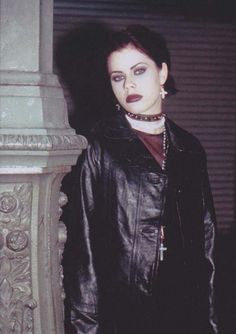 lupetohee:  Fairuza Balk as Nancy Downs in The Craft Fairuza Balk, Nancy Downs, The Craft 1996, Chicas Punk Rock, The Craft Movie, 90s Grunge Hair, Shalom Harlow, 90s Goth