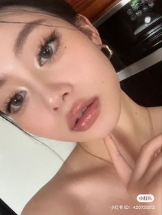 Natural Tone Makeup, Cool Tone Makeup Looks Natural, Makeup For Warm Tone, Kpop Idol Makeup Look, Thai Makeup, Warm Tone Makeup