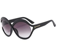 Whether you’re lounging poolside, strolling through the city streets, or attending a glamorous event, our collection of lady cool retro sunglasses has something for every occasion. Elevate your look with frames that blend timeless appeal with contemporary flair. Best Gifts For Couples, Luxe Boutique, Oversized Round Sunglasses, Unique Sunglasses, Plastic Sunglasses, Classic Sunglasses, Stylish Sunglasses, Round Frame, Retro Sunglasses