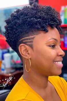 Totally Hip Natural Hair Mohawk Styles To Rock Your World ★ Hairstyles For Short Natural Hair, Short Hair Mohawk, Natural Hair Mohawk, Cabello Afro Natural, Short Hair Designs, Short Natural Hair