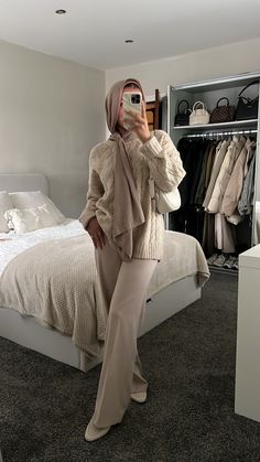 Elegant Outfit Hijab, Modest Fall Outfits, Muslimah Fashion Casual, Hijab Fashion Summer, Hijabi Fits, Modest Summer Outfits, Stylish Winter Outfits