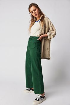 Forest Green Pants, Lean Style, Blue Pants Outfit, Sailor Jeans, Sailor Jean, Striped Pant, Jeans Free People, Denim Dungarees, Sailor Pants