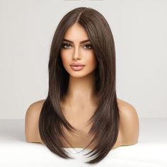 Women Haircuts Long Straight, Haircuts For Long Hair With Layers Straight, Middle Parting Layered Hair, Layer In The Front Hair, Long Haircut Styles With Bangs, Long Haircut Styles For Women Layers, Layered Hair For Thick Hair Long, Front Shaping Long Hair, Cool Haircuts For Women Long