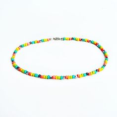 offered in three different sizes, this colorful, handmade necklace is sure to brighten your outfit! Summer Candy, Diy Friendship Bracelets Tutorial, Bracelets Tutorial, Friendship Bracelets Tutorial, Friendship Bracelets Diy, Bracelet Tutorial, Beaded Necklaces, Handmade Necklace, Chain Styles