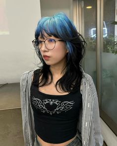 Blue Raccoon Tail Hair, Color Blocking Hair Ideas, Colored Bangs Only, Medium Blue Hair, Style Mullet, Color Blocking Hair, Highlighted Bangs, Blue Black Hair, Dye Ideas