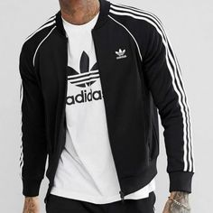 New With Tags Mens Large Black/White Adidas Trefoil Super Star Track Jacket Sst Tt $85 Retail Adidas Clothing, Outfit Adidas, Tennis Training, Classic Adidas, Adidas Track Jacket, Adidas Originals Superstar, Adidas Trefoil, Adidas Originals Mens, Track Suit