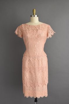 1950s vintage dress Lilli Diamond Dusty Pink Lace Bridesmaid | Etsy Vintage Fashion Knee-length Dresses With Fitted Bodice, 1950s Style Dress With Fitted Bodice For Vintage Events, Vintage Event Dresses With Fitted Bodice And Short Sleeves, Retro Fitted Sheath Dress, Vintage Short Sleeve Dress With Fitted Bodice, Vintage Knee-length Dress With Fitted Bodice, Retro Formal Dress With Fitted Bodice, Elegant Fitted Vintage Dress With Short Sleeves, Fitted Bodice Dress For Vintage Events