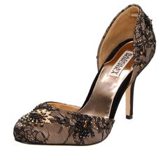 Gold/Black Lace Beading Stryker Pumps angle view. White Wedding Shoes, Digital Closet, My Shoes, Shoes Collection, Foot Jewelry, Beautiful Clothes, Dream Shoes, Badgley Mischka