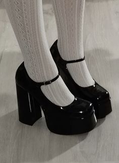 Dolly Shoes Aesthetic, Coquette Heels, Mary Jane Shoes Outfit, Pretty Heels, Cute Shoes Heels, Fancy Shoes, Cute Heels, Girly Shoes, Aesthetic Shoes