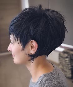 Short Hair Ideas for a Quick Refresh Messy Short Hair, Edgy Short Hair, Mom Hairstyles, Hair Affair, Short Haircut, Spring Hairstyles, Short Hair Haircuts, Short Hair Styles Pixie, Short Hair Cuts For Women