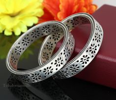 925 sterling silver handmade vintage antique design flower design bangle bracelet kada, excellent tribal belly dance customized best gift for unisex. Metal-925 sterling silver. Item type- Bangle bracelet. Weight-90.330 grams for pair bangle.(46 gm for single) Width-14 mm maximum. Size-2-6 or 2.375 inches or 6.0 cm Stamped-925. Finish-oxidized. Makes excellent gifting for birthday, wedding, anniversary, Christmas day, valentines day, mother's day. Bohemian Round Cuff Bracelet For Weddings, Traditional Sterling Silver Bracelet With Intricate Design For Anniversary, Sterling Silver Bangle With Intricate Design For Wedding, Wedding Bangle With Oxidized Finish, Elegant Sterling Silver Bracelet For Festivals, Elegant Oxidized Sterling Silver Bracelet For Festivals, Sterling Silver Bracelet For Wedding And Festivals, Silver Oxidized Finish Bangle For Weddings, Silver Filigree Bangle For Wedding