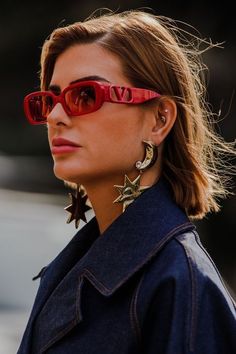 Sunglasses Street Style, Denim Street Style, Print Denim, Fashion 2020, Milan Fashion, Milan Fashion Week, Scarf Print