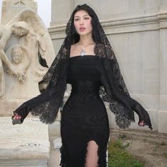 Material: Polyester; Spandex 
Weight: 0.51KG 
Size: S-L 
SKU:?DR75925 
? Girl Punk, Morticia Addams, Summer Black Dress, Party Kleidung, Split Dress, Gothic Dress, Festival Dress, Lace Fashion, Dark Fashion