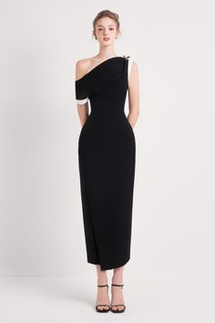 Women's Otis Pegged Diagonal Neck Polycotton Midi Dress XS/S/M/L/XL Black MEAN BLVD Elegant One-shoulder Midi Evening Dress, Elegant One Shoulder Midi Evening Dress, Elegant Asymmetrical Off-shoulder Dress For Evening Wear, Chic Asymmetrical Off-shoulder Evening Dress, Elegant Off-shoulder Asymmetrical Evening Dress, Elegant Long One Shoulder Evening Dress, Black Asymmetrical Dress With Asymmetrical Neckline For Gala, Black Asymmetrical Dress With Neckline For Gala, Evening Midi Dress With Asymmetrical Neckline