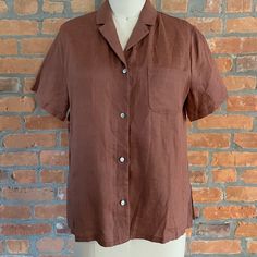 Neutral Linen Button Up Camp Shirt! Side Vents At The Side Seam. Size On Tag: Os (Shown On Size 6 Mannequin) 100% Linen Never Worn Chambray Shorts, Tie Front Blouse, Camp Shirt, Women Long Sleeve Tops, Boyfriend Shirt, Denim Button Down, Casual Tops For Women, Camping Shirt, Knit Shirt