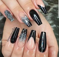 Coffin Black Nails Design, Grey Black Nails, Black And Grey Nails, Silver Acrylic Nails, Acrylic Nail Designs Coffin, Ring Finger Nails, Black Nails With Glitter, Black Acrylic Nails, Cute Acrylic Nail Designs