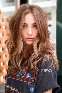 Long Hair Haircuts, Best Long Haircuts, Long Haircuts, Haircut Types, Hair Haircuts, Middle Part, Haircuts For Long Hair, Hair Envy, Grunge Hair