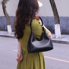 Product Size:This Black Shoulder Bag For Women Size Is 11.8" X 3.2" X 9.8" (L X W X H).Handle Height:6.7 Inch.Reasonable Size Design Meets Your Daily Needs Well. Structure: The Leather Black Purses For Women Has 1 Main Pocket For Phone,Cosmetic,1 Open Pocket For Keys,Tissues,1 Zipper Pocket For Cashes,Cards And So On.Zipper Closure Protects Your Items From Falling Out Easily. Materialsmall Hobo Bags For Women Is Made Of Vegan Leather,Soft And Durable.Solid Color & Crescent Bag Design,Exquisite S Elegant Black Hobo Bag With Single Strap, Casual Black Baguette Bag, Casual Soft Leather Evening Bags, Casual Evening Bag In Soft Leather, Black Baguette Bag With Mobile Phone Holder, Casual Large Capacity Shoulder Bag For Evening, Black Shoulder Purse, Hobo Bags For Women, Small Black Purse