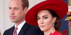 Prince William revealed that he once gifted Kate Middleton a pair of binoculars for Christmas when it was early into their relationship. #royalsnews Principe William Y Kate, Prinz George, Kate Und William, Prince William Et Kate, William E Kate, Princesa Charlotte, Prins William, Trooping The Colour, Prins Harry