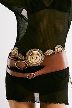 Add a shiny touch to any style with this stunning chain belt featuring gorgeous coin-inspired detailing for a versatile, vintage-inspired design. **Features:** Metal design, adjustable fit **Why We ❤ It:** Perfect to pair with a classic jeans and tee or to drape over the waist of a dress, this super cool belt is sure to be a staple in your accessories collection for many years to come. | Bohemian Armor Chain Belt by Free People in Gold Waist Belt Outfit, Embellished Belts, Belt Inspiration, Cool Belts, Autumn Wishlist, Belts Vintage, Cool Belt, 2025 Trends, Dream Items