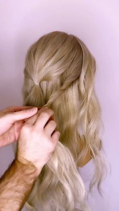 Love Hairstyles, Hair Nails, Half Up Hair, Styling Products, I Got You, Half Up, Wedding Hair, Hair And Nails, Wedding Hairstyles