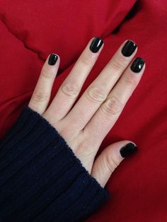 Black nails Black Emo Nails Short, Shirt Black Nails, Short Black Nails Aesthetic, Black Natural Nails, Short Square Black Nails, Short Black Acrylic Nails, Black Nails Aesthetic, Short Black Nails