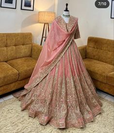 Indian Wedding Reception Outfits, Wedding Matching Outfits, Designer Dresses Elegant, Wedding Dress Material, Fancy Lehenga, Makeup Fails