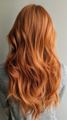 💅🌟 Effortless Ginger With Freckles Copper Hair Color Ideas Inspiration 🌸💫 Ginger With Freckles, Glam Bag, Hair Essentials