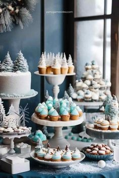 32 Cozy & Elegant Winter Wonderland Party Theme Ideas - Fun Party Games Ideas for Adults and Kids Winter Theme Tea Party, Winter Wonderland Brunch Party Ideas, Winter Wonderland Tea Party Ideas, Winter Wonderland Birthday Party Theme, Winter Wonderland Tea Party, Winter Wonderland Party Games, Snow Party Ideas, Winterwonder Land Theme Party, Winter Wonderland Bridal Shower Ideas