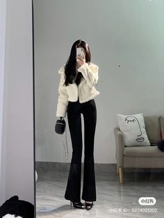 Korean Rich Girl Outfit, It Girl Style, Classy Summer Outfits, Korean Outfit Street Styles, Elegant Outfit Classy, Classy Winter Outfits, Clothes Korean Style, Korean Girl Fashion, Easy Trendy Outfits