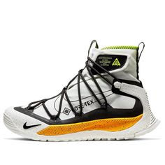 Nike ACG Air Terra Antarktik Gore-Tex 'University Gold' BV6348-100 (SNKR) Futuristic Shoes, Nike Snkrs, Air Shoes, Footwear Design, Smen, Bed Tent, Gold Sneakers, Marathon Running Shoes, Nike T