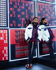 Celebrity Sneakers, Black Men Fashion Urban, Rapper Style, Men Fashion Casual Shirts, Twin Outfits, Men's Day, Music Album Covers, Simple Fits, Big Sean