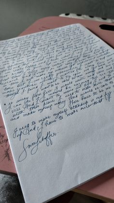 #handwriting #cursive #studying #student #letter #journal Diary Fonts Handwriting, Cursive Handwriting Journal, Slanted Cursive Handwriting, Cursive Journal Writing, Unique Handwriting Style, Modern Cursive Handwriting, French Handwriting Aesthetic, Neat Handwriting Cursive, Fancy Cursive Handwriting