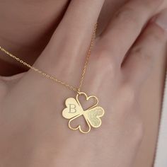 Custom Clover Jewelry, Personalized Four Leaf Clover. Clover Necklace with Fingerprint is made by hand in our workshop with care. All our jewelry is the most elegant choice for the Bridesmaids, friends, your loved ones and for yourself. Custom Clover Jewelry, Personalized Four Leaf Clover. Clover Necklace with Fingerprint * Material: High Quality Solid 925 Sterling Silver. * Finish: Sterling Silver ∙ Gold ∙ Rose Gold. * All our jewelry is custom made by hand with care in our workshop.  HOW TO OR Shamrock Jewelry, Clover Jewelry, Clover Pendant, Jewelry Dainty, Jewelry Personalized, Clover Necklace, Seo Optimization, Four Leaves, Four Leaf