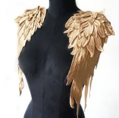 Robe Diy, Applique Sewing, Sewing Collars, Peacock Dress, Gold Angel Wings, Diy Wedding Dress, Angel Costume, Kraf Diy, Cosplay Dress