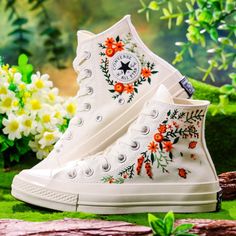 Wedding Converse for Bride, Bridal Flowers Embroidered Shoes for Wedding, Boho Wedding Flower Embroidered Shoes, Wedding Gift for Bridal 💚 Immerse yourself in the intricate craftsmanship as we lovingly hand embroider rustic flowers onto your chosen Converse pair 💚 🌿 The listed price encompasses both the Converse Shoes and the showcased Embroidery Designs. 1. MANUFACTURING PROCEDURE �🌿 Upon receiving your order, we initiate the shoe preparation process. If your chosen shoes are readily availab Embroidered Snake, Bride Sneakers, Embroidered Converse, Converse Custom, Custom Converse, Embroidered Shoes, Personalized Bride, Shoe Covers, Doll Shoes