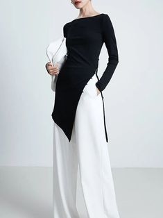 Simple Boat, Modest Fashion Outfits, Mode Inspiration, Classy Dress, Trendy Tops, Elegant Outfit, Modest Outfits, Boat Neck