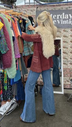 70s Fur Vest Outfit, Groovy Winter Outfits, Hippy Outfits For Winter, 70s Winter Style, Winter Music Festival Outfit Cold, Sundance Film Festival Outfits, 60s Folk Fashion, 70s Fall Fashion Vintage, 70s Winter Aesthetic