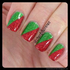 Red and Green Christmas Nails - with Tutorial! - Chantal's Corner Red And Green Christmas Nails Square, Green And Red Nails, Red And Green Christmas Nails, Red And Green Nails, Green Christmas Nails, Christmas Simple, Easy Manicure, Green Nail Art, Christmas Manicure