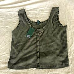 Green Button, Wild Fable, Style Ideas, Summer Style, New Outfits, Sweater Outfits, Olive Green, Sleeveless Top, Summer Fashion