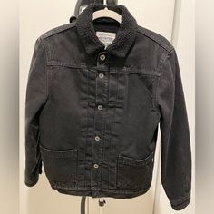 *Brand New With Tag* Levi’s Made & Crafted Type 2 Sherpa Lined Denim Trucker Jacket. Men’s Size Small. “Oversized” Fit. Please Research The Retail Price Of This Jacket Before Lowballing Me Any Offers. I Appreciate It Very Much Black Corduroy Collar Outerwear For Work, Trucker Jacket Men, Sherpa Trucker Jacket, Denim Trucker Jacket, Trucker Jacket, Sherpa Lined, Levis Men, Oversized Fits, Mens Jackets