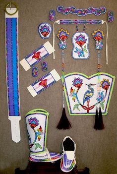 Powwow Beadwork, Beaded Clothing, Native American Dance, American Dance, Powwow Regalia