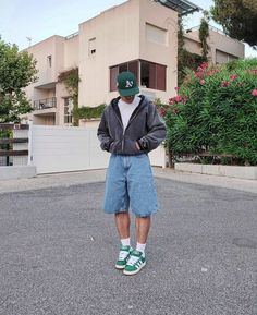 Streetwear Fashion Shorts Men, San Francisco Aesthetic Outfits Men, Undershirt Outfit Men, Roller Skating Outfits Men, Fits With Shorts Men, Men’s Outfits With Shorts, Blue Jorts Outfits Men, Jorts Mens Outfits Streetwear, Thick Men Outfits