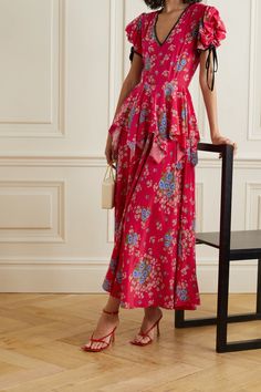 Romantic Florals, Silk Dresses, Designer Dress, Designer Gowns, Western Dresses, Silk Crepe, Floral Print Dress, Dress Details, Net A Porter