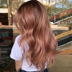 Rose Gold Brown Hair, Gold Brown Hair, Rose Gold Hair Blonde, Brown Hair Colour, Rambut Brunette, Strawberry Blonde Hair Color