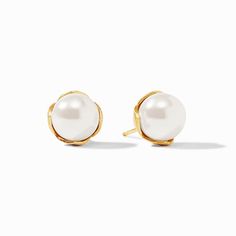 Penelope Pearl Stud Earrings | Julie Vos Julie Vos Jewelry, Vintage Emerald Engagement Ring, Bridal Shower Gifts For Bride, Pearl Statement Earrings, Julie Vos, Gold Jewelry Necklace, Emerald Engagement, Gold Stud Earrings, Pearl Set