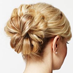 The 25 Most Beautiful EASY Updos | Babble Top Ponytail, Hairstyles With Flowers, Sanggul Modern, Two Ponytails, Formal Hair, Ombré Hair, Low Bun, Wedding Updo, Hair Design