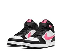 Nike Shoes Kids, Nike Leather Sneakers, Preppy Kids Outfits, Jordan Shoes For Kids, Room Things, Preppy Kids, Nike Leather, Nike Court Borough, Sporty Looks