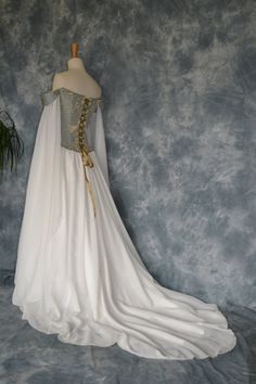 Medieval Wedding Dress,Elvish Gown,Renaissance Dress,Corseted Wedding Gown,Robe Medievale,Hand Fasting Dress,Pre Raphaelite Gown,Beth Luxury Medieval Dress For Weddings And Festivals, Luxury Romantic Medieval Dress For Fancy Dress, White Medieval Corset Dress, Luxury Elvish Long Sleeve Medieval Dress, Traditional Irish Wedding Clothing, Luxury Romantic Floor-length Medieval Dress, Medieval Dress White Gold, Luxury Medieval Wedding Dress For Medieval Festivals, Luxury Elven Medieval Dress